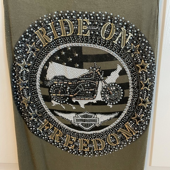 Blingy Harley-Davidson Top - Picture 2 of 7